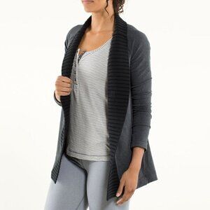 Lululemon Bliss Break Wrap Size 4